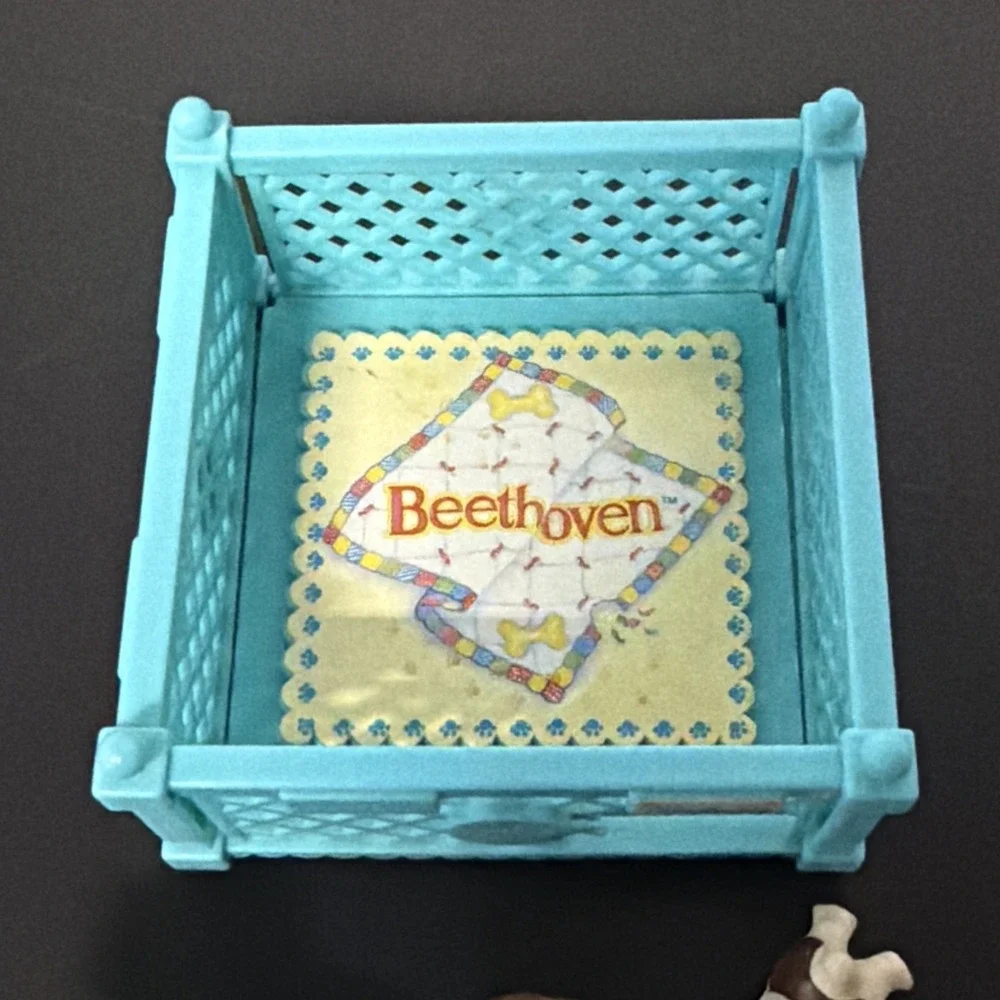 READ 1993 Littlest Pet Shop Beethoven's 2nd Nuzzletime Nursery Kenner Vintage